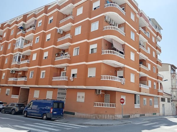 Apartment in Torrevieja - view 1
