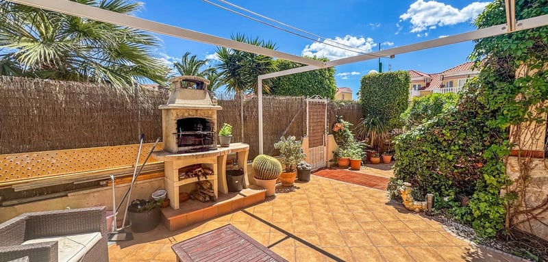 House in Dehesa de Campoamor - view 1