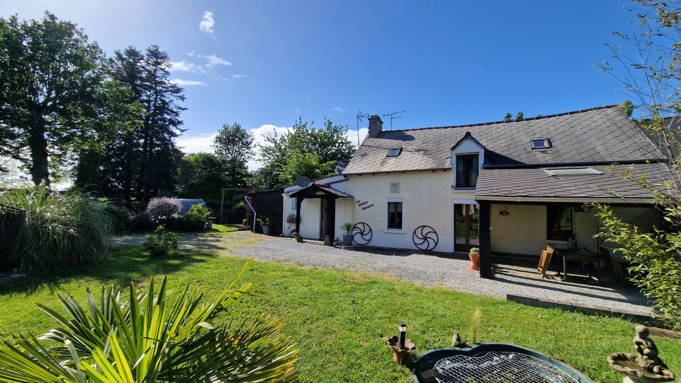 House in Meneac