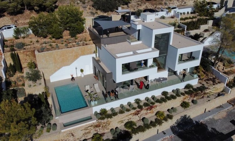 Villa in Bernia - view 1