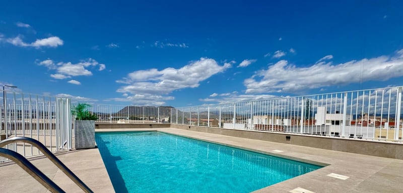 Apartment in Alicante - view 1