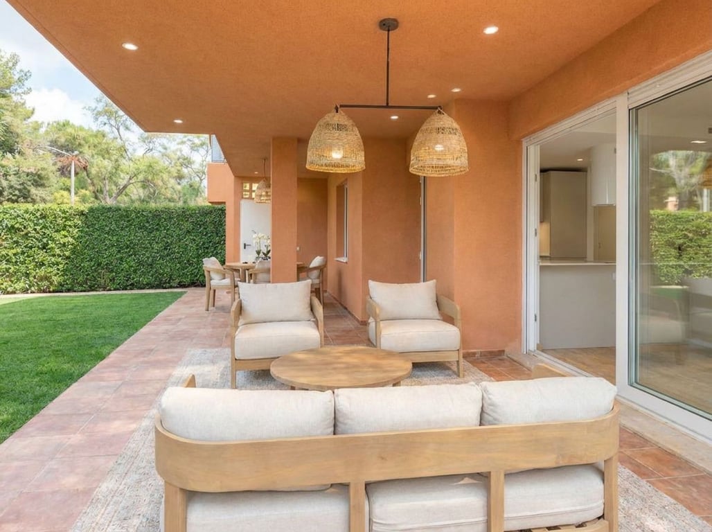 Apartment in Las Chapas - Image 2