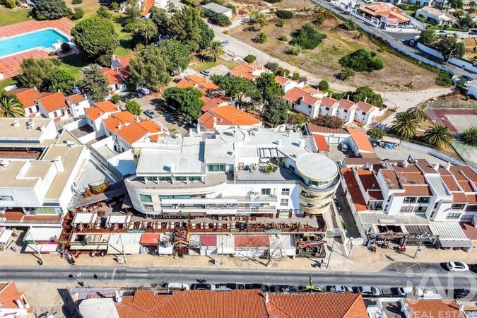 Apartment in Oura - view 1