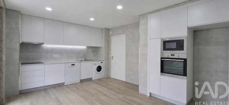 Apartment in Covilha (Sao Pedro) - view 1