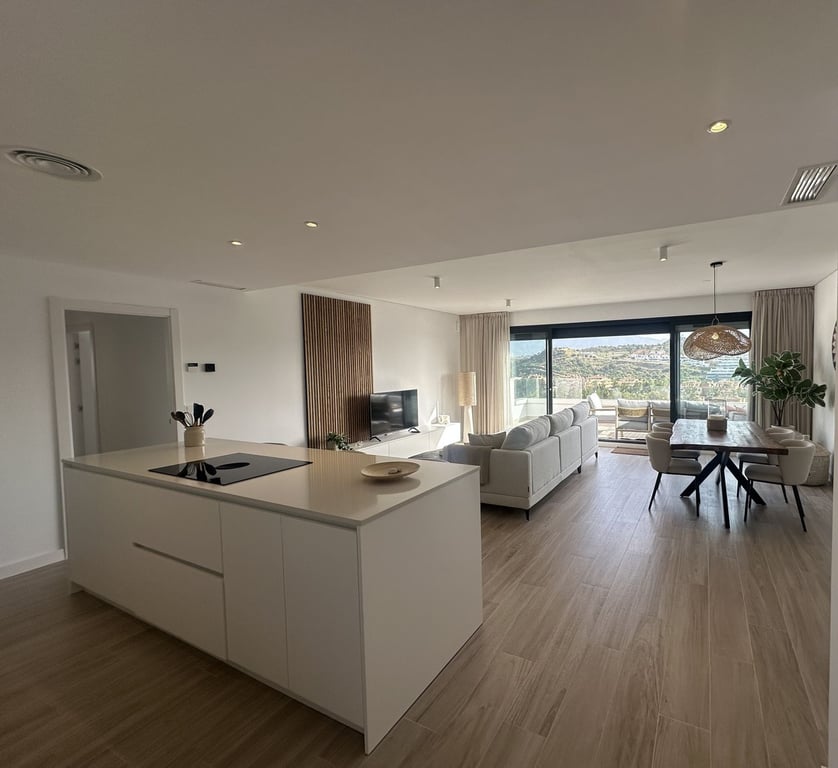 Apartment in Calla de Mijas - Image 3