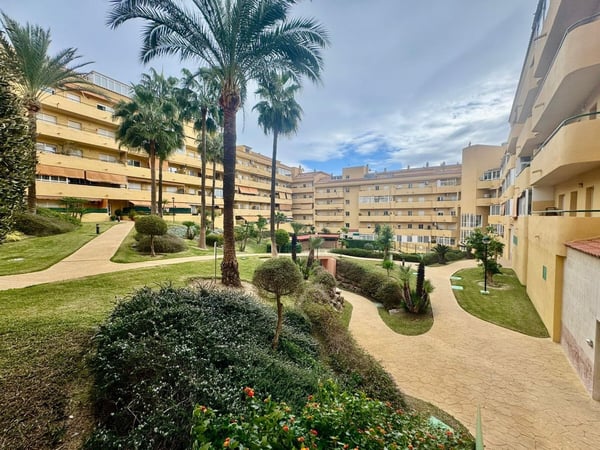 Apartment in Fuengirola - view 1