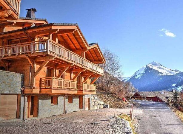 Villa in Montriond - view 1