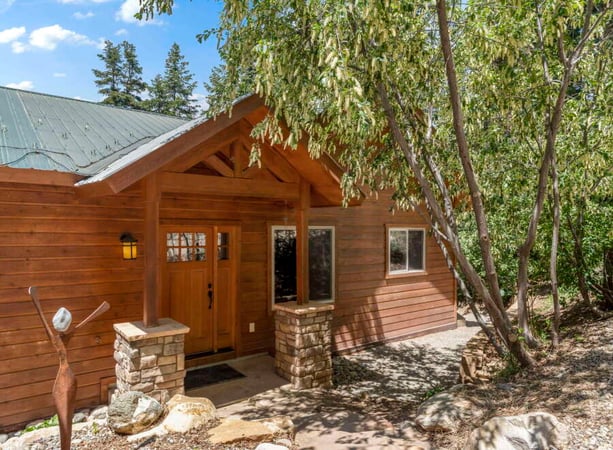 House in La Plata County - view 1
