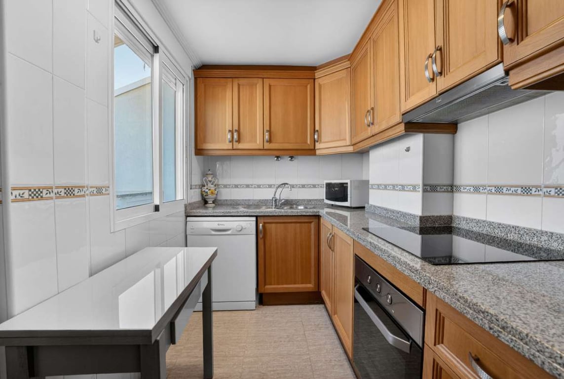 Apartment in Torrevieja - Image 3