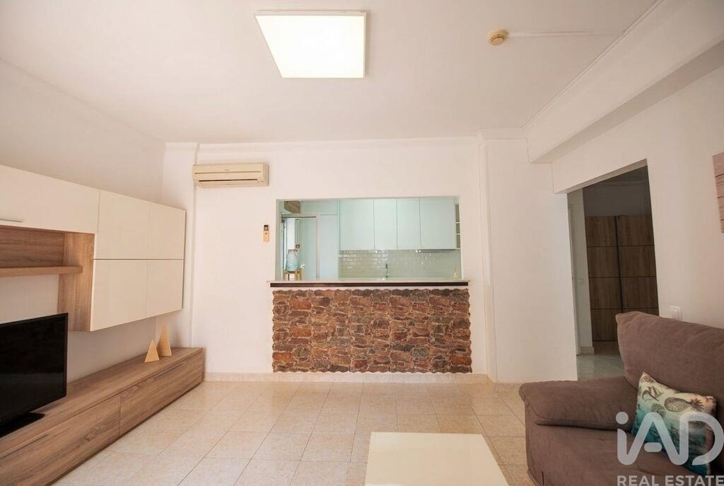 Apartment in Portimao - Image 2