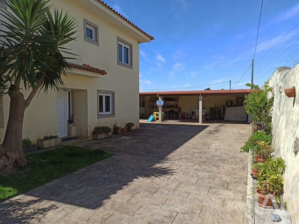 House in Vila do Conde - Image 2