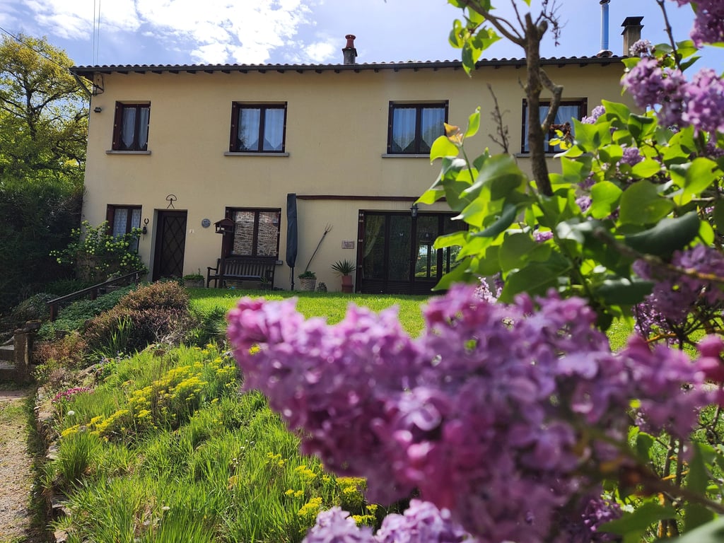 House in Oradour-Saint-Genest - Image 2