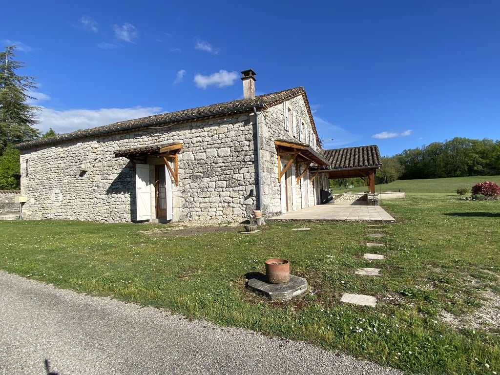 House in Montcuq-en-Quercy-Blanc - Image 2