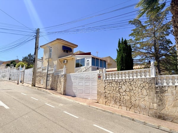Villa in La Verada - view 1