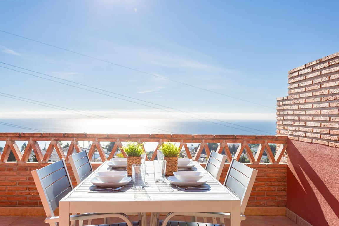 Apartment in Malaga - Image 2