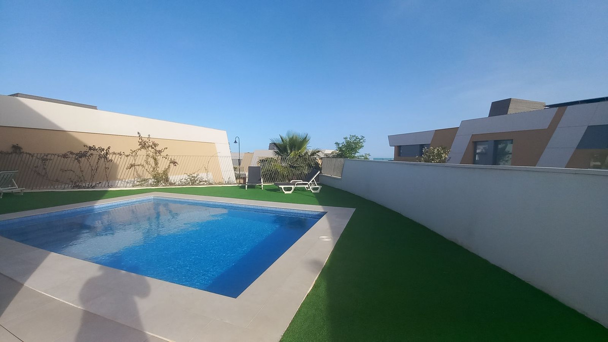 House in El Chaparral - Image 2