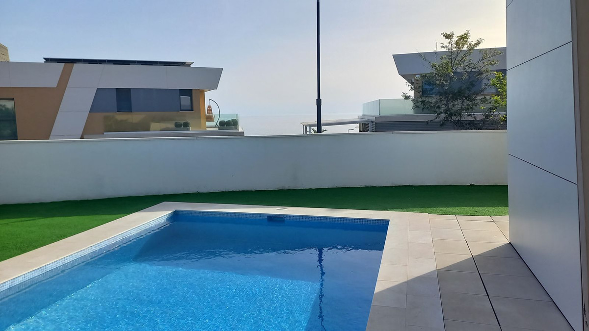 House in El Chaparral - Image 3