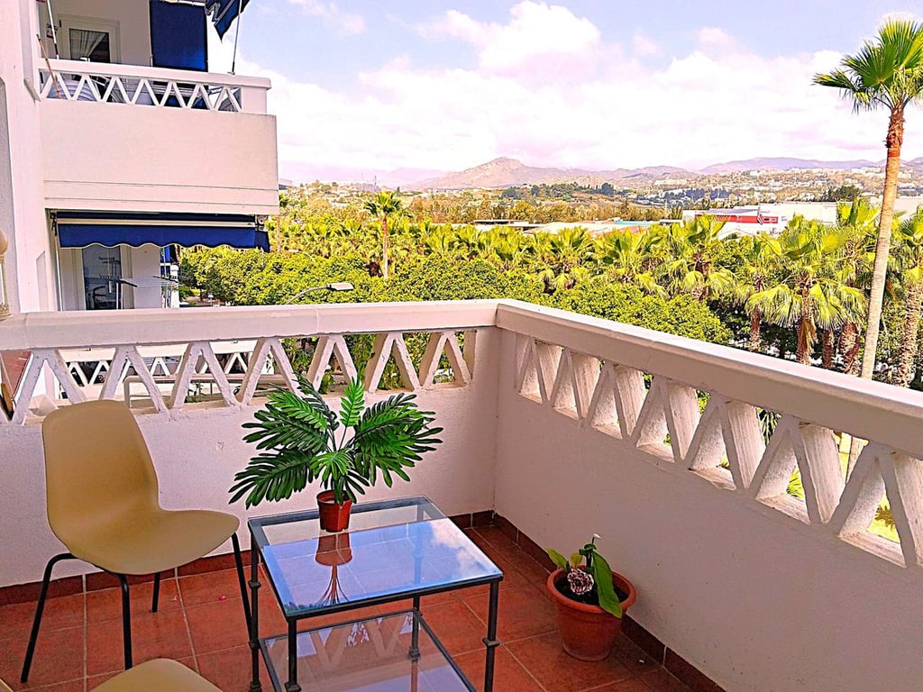 Apartment in Marbella - Image 3