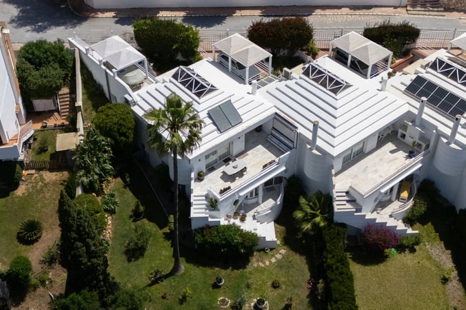 Villa in Sitio de Calahonda - view 1