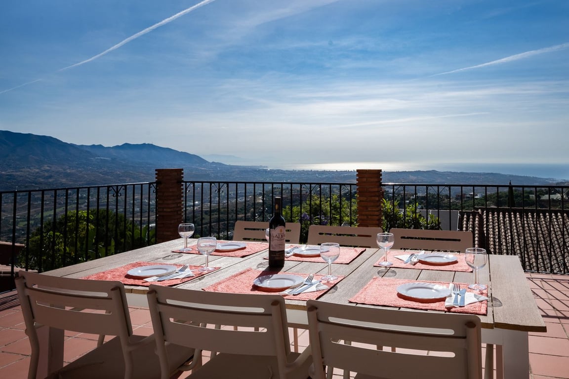 Villa in Elviria