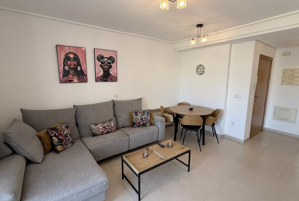 Apartment in Sucina - Image 3