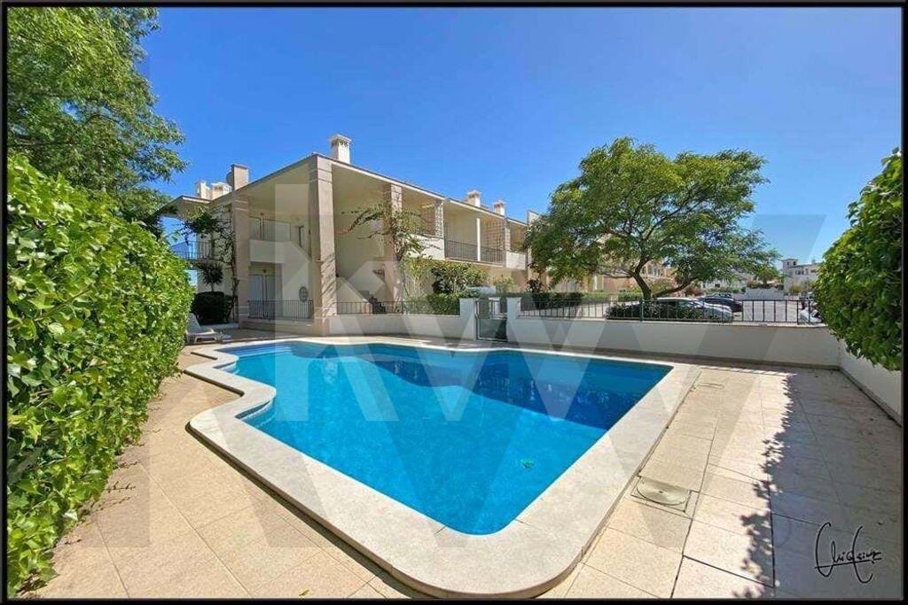 Apartment in Oura - Image 2