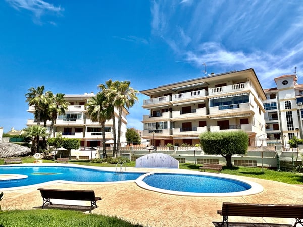 House in Torrelamata - view 1