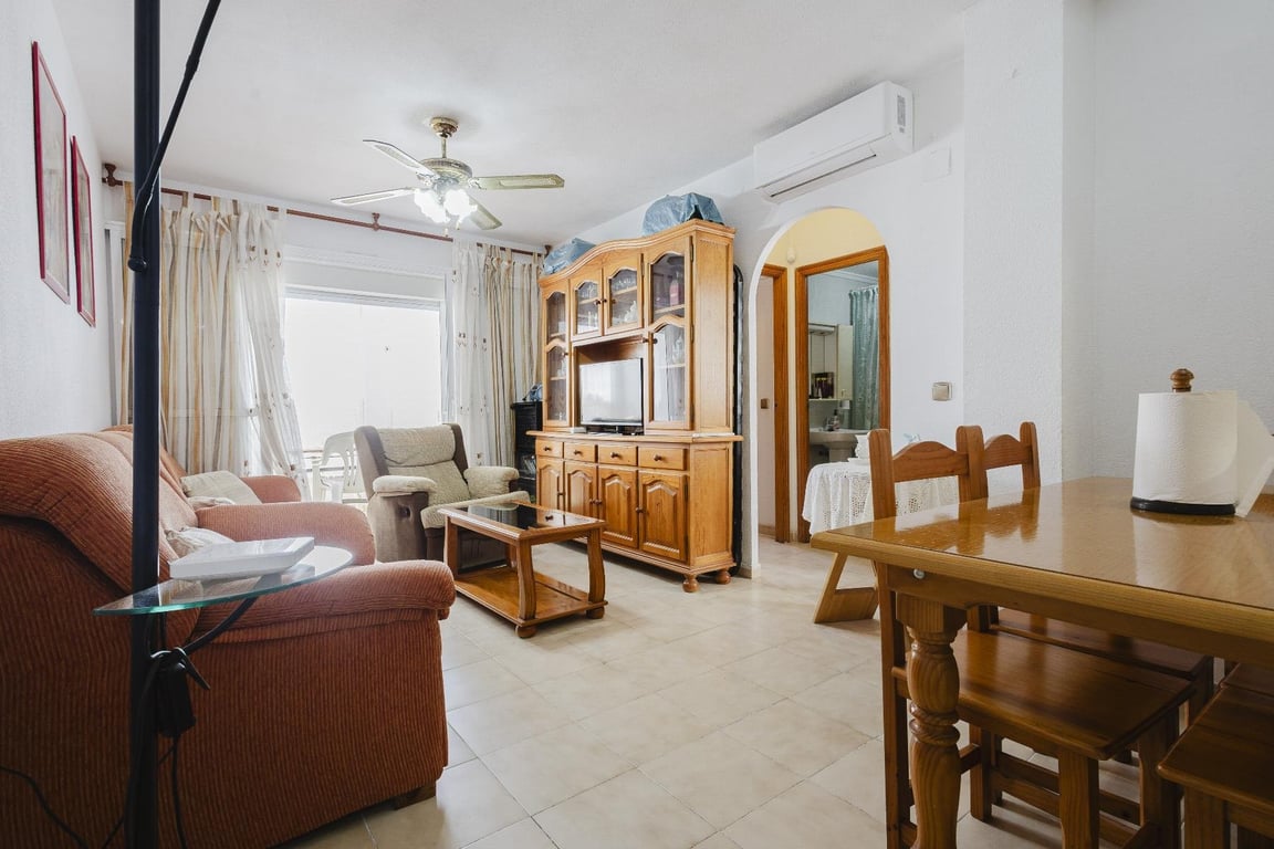 Apartment in Torrevieja - Image 3