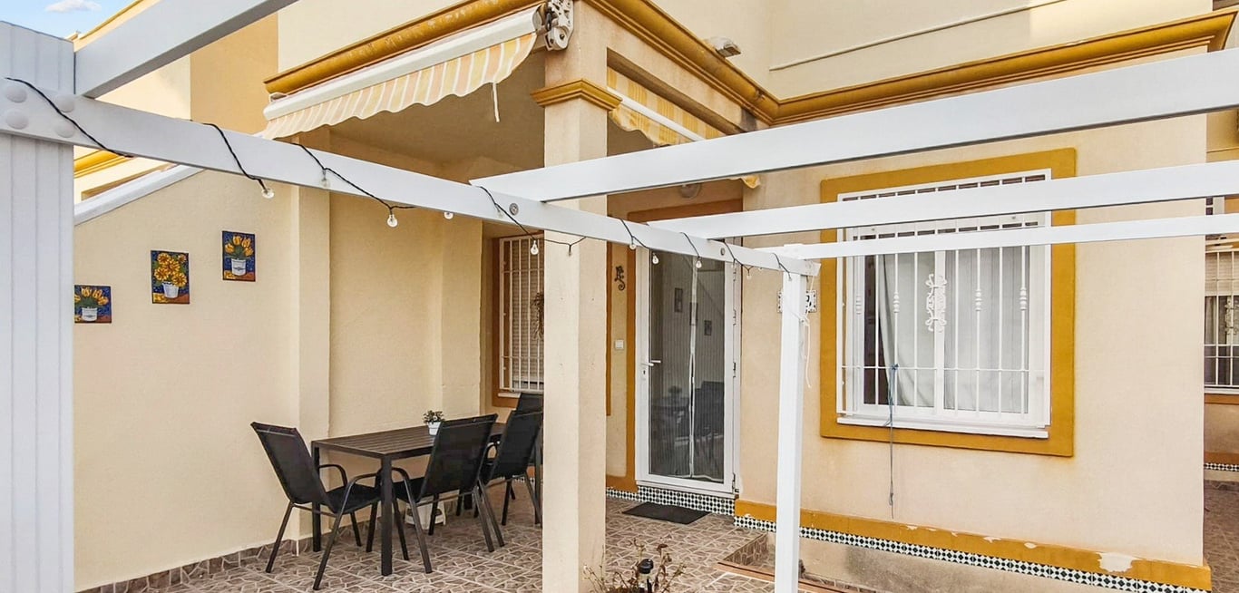 House in Punta Prima - Image 3