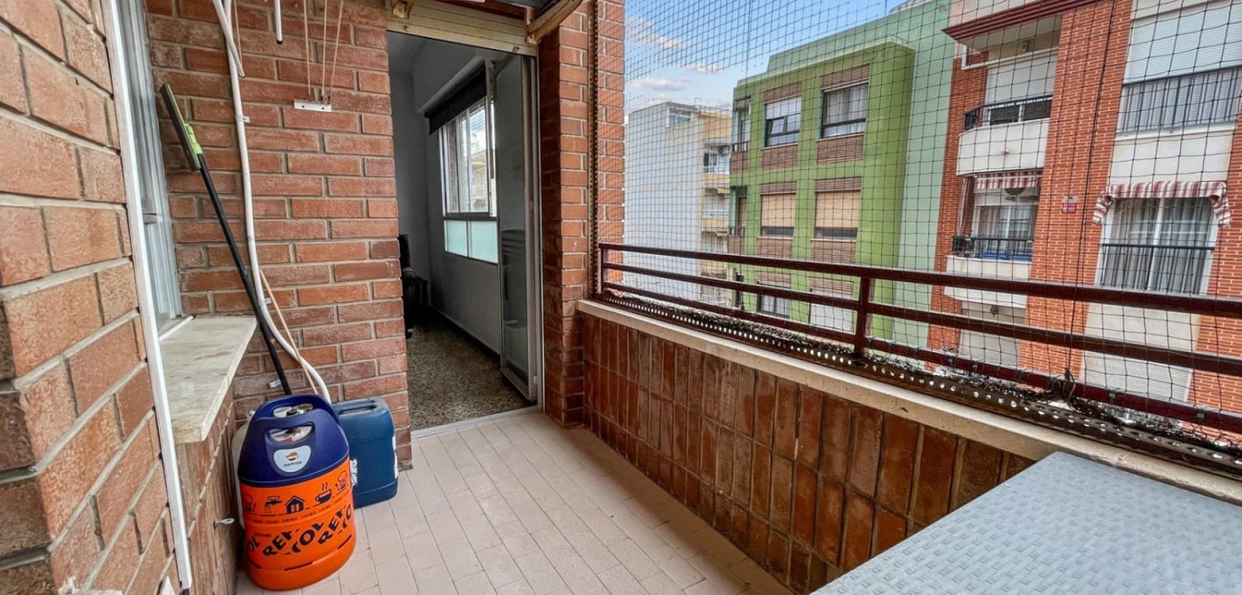 Apartment in Guardamar del Segura - Image 3
