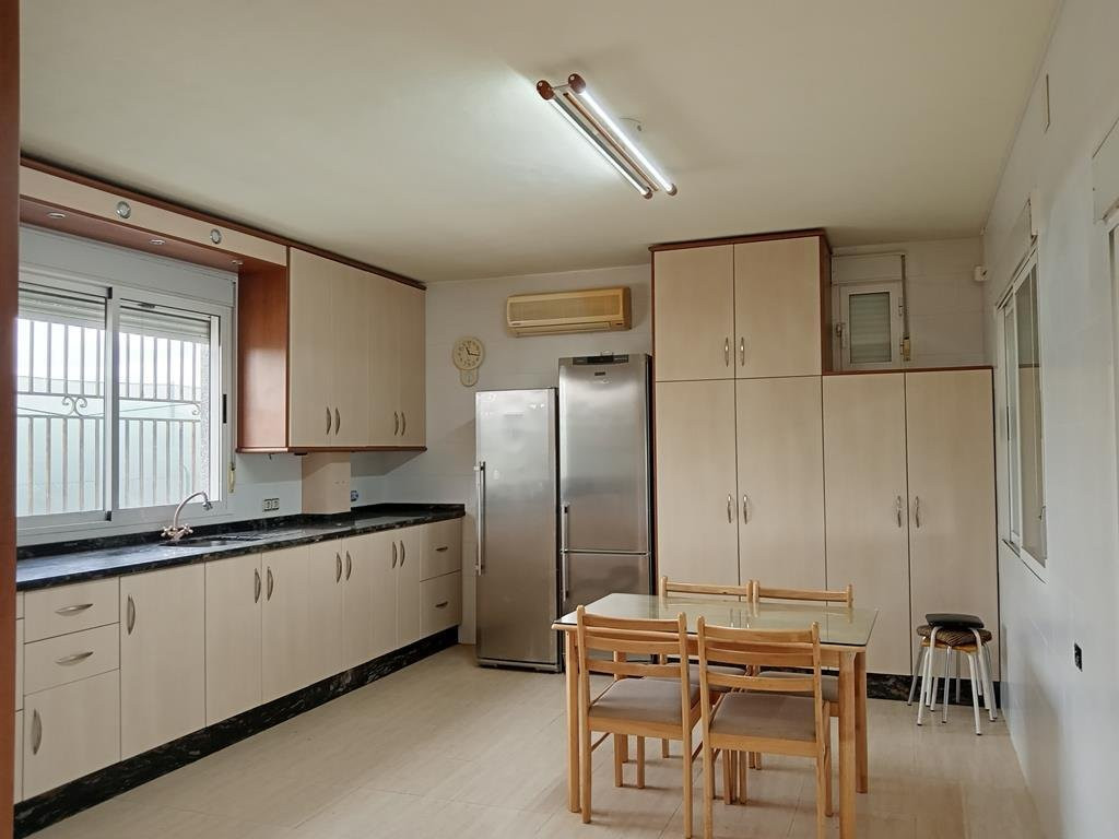 House in Desamparados - Image 3