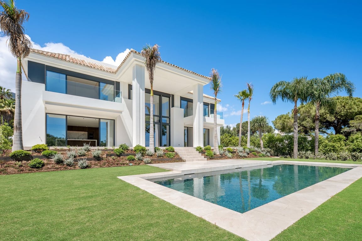 House in Marbella - Image 3