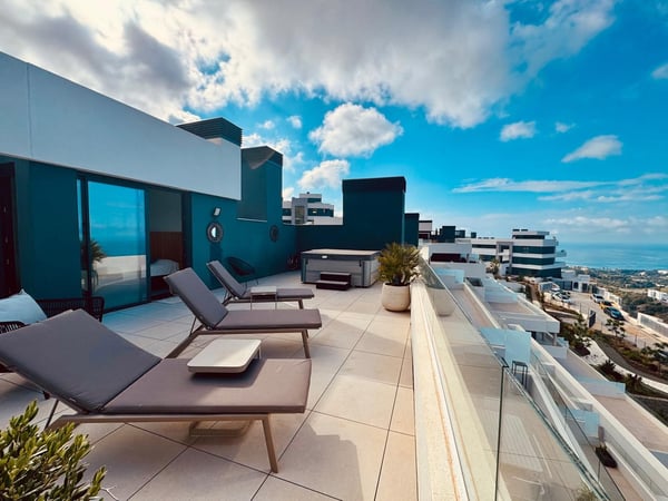 Apartment in Marbella - view 1