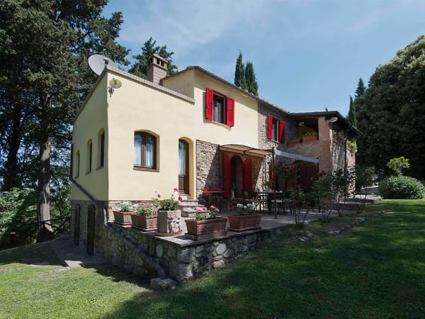 Villa in Volterra - view 1