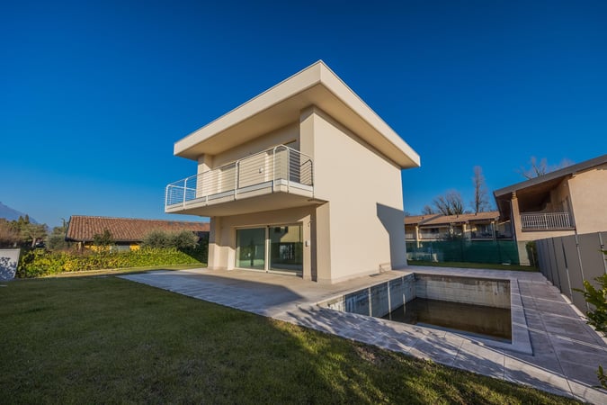 Villa in Manerba del Garda - view 1