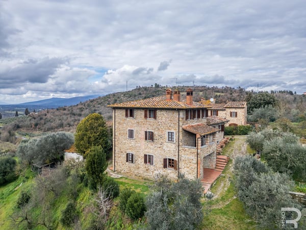 House in Arezzo - view 1
