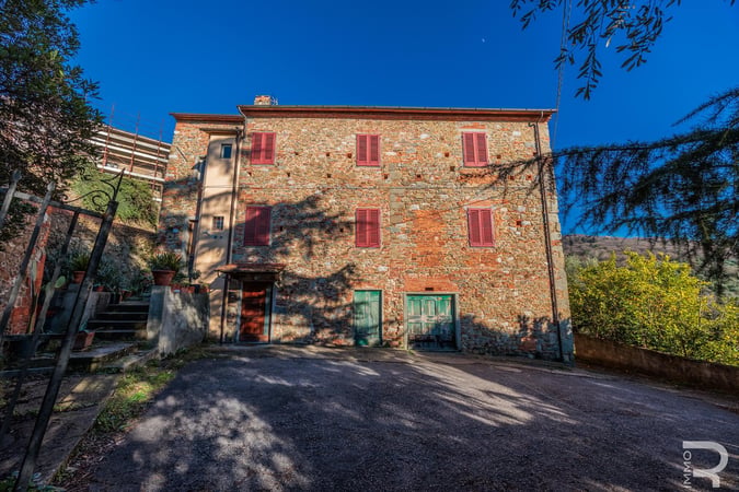 House in Larciano - view 1