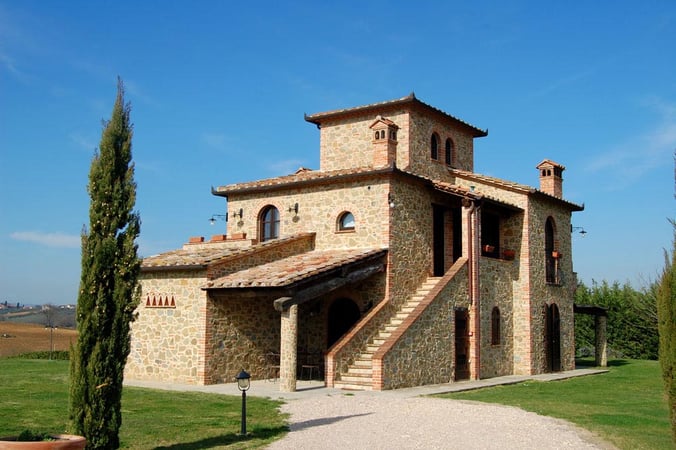 House in Castiglione del Lago - view 1