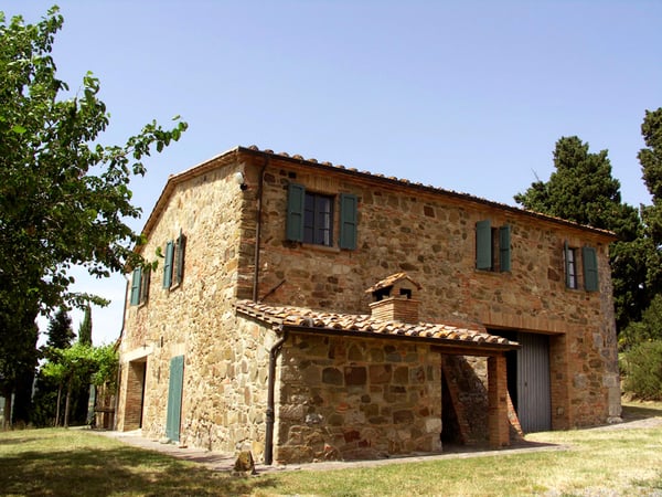 House in Sarteano - view 1