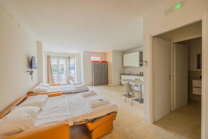Apartment in Desenzano del Garda - view 1