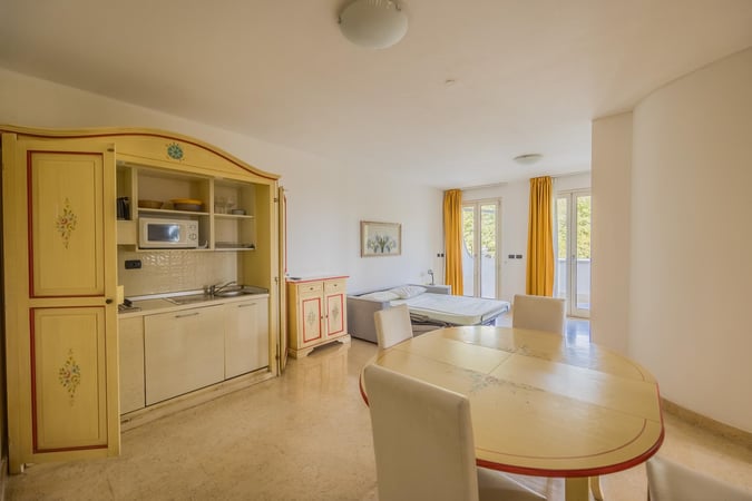Apartment in Desenzano del Garda - view 1