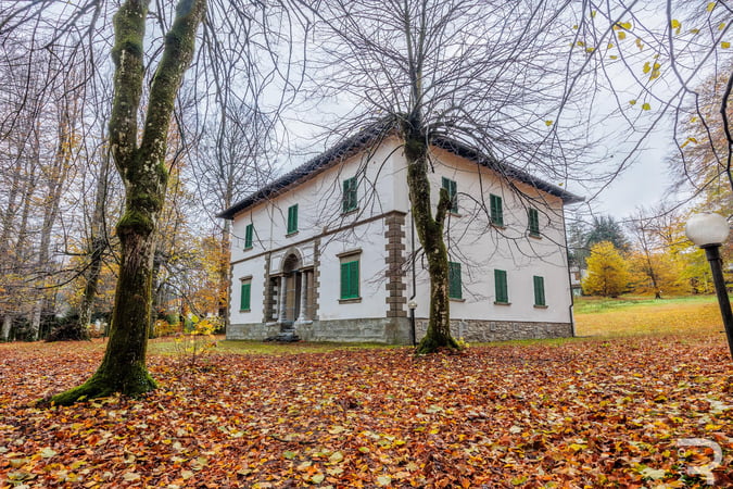 Villa in Vernio - view 1