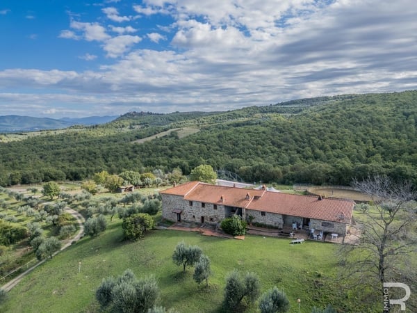 House in Pergine Valdarno - view 1