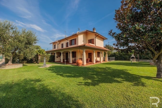 House in Grosseto - view 1