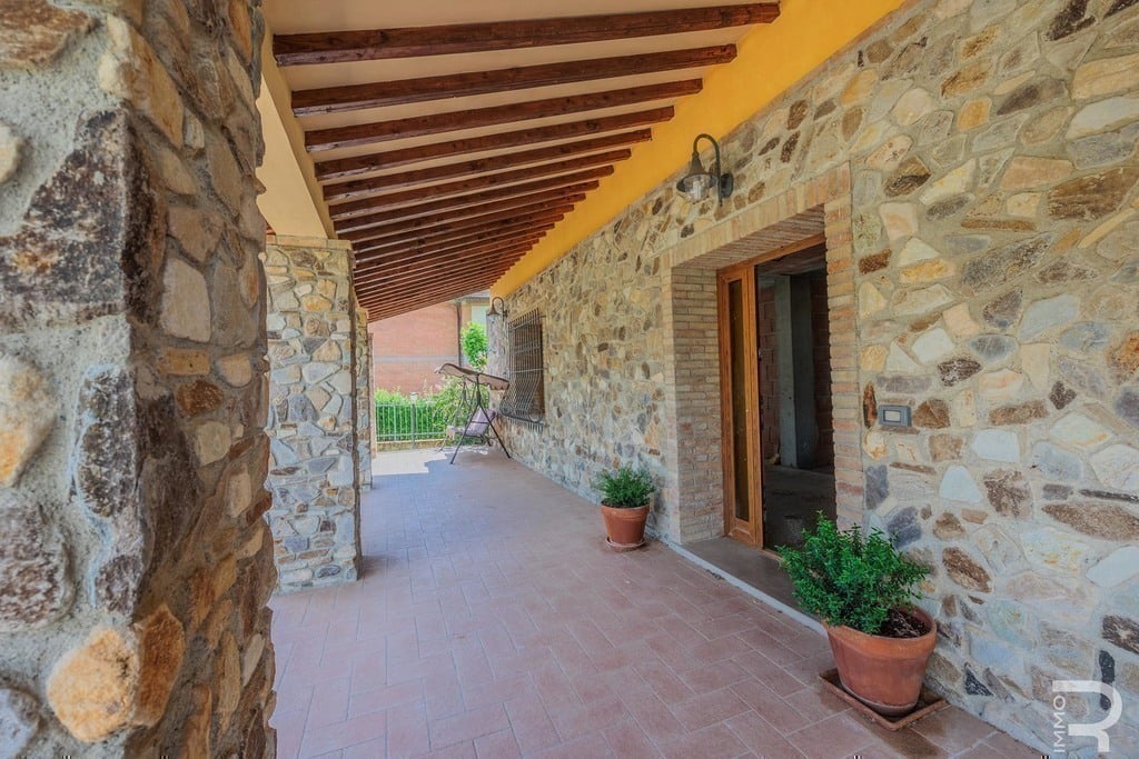 House in Orciano Pisano - Image 3