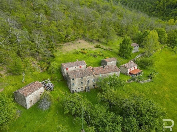 House in Coreglia Antelminelli - view 1