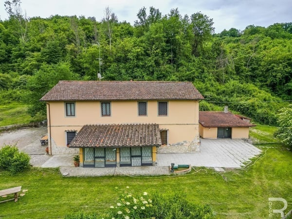 Villa in Reggello - view 1