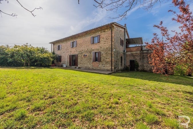 House in Borgo San Lorenzo - view 1