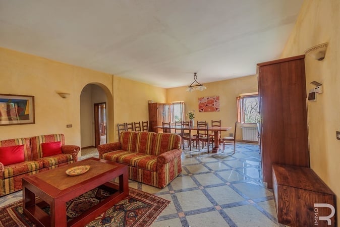 Apartment in Montepulciano - view 1