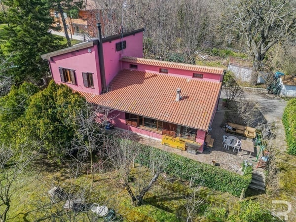 Villa in Pienza - view 1